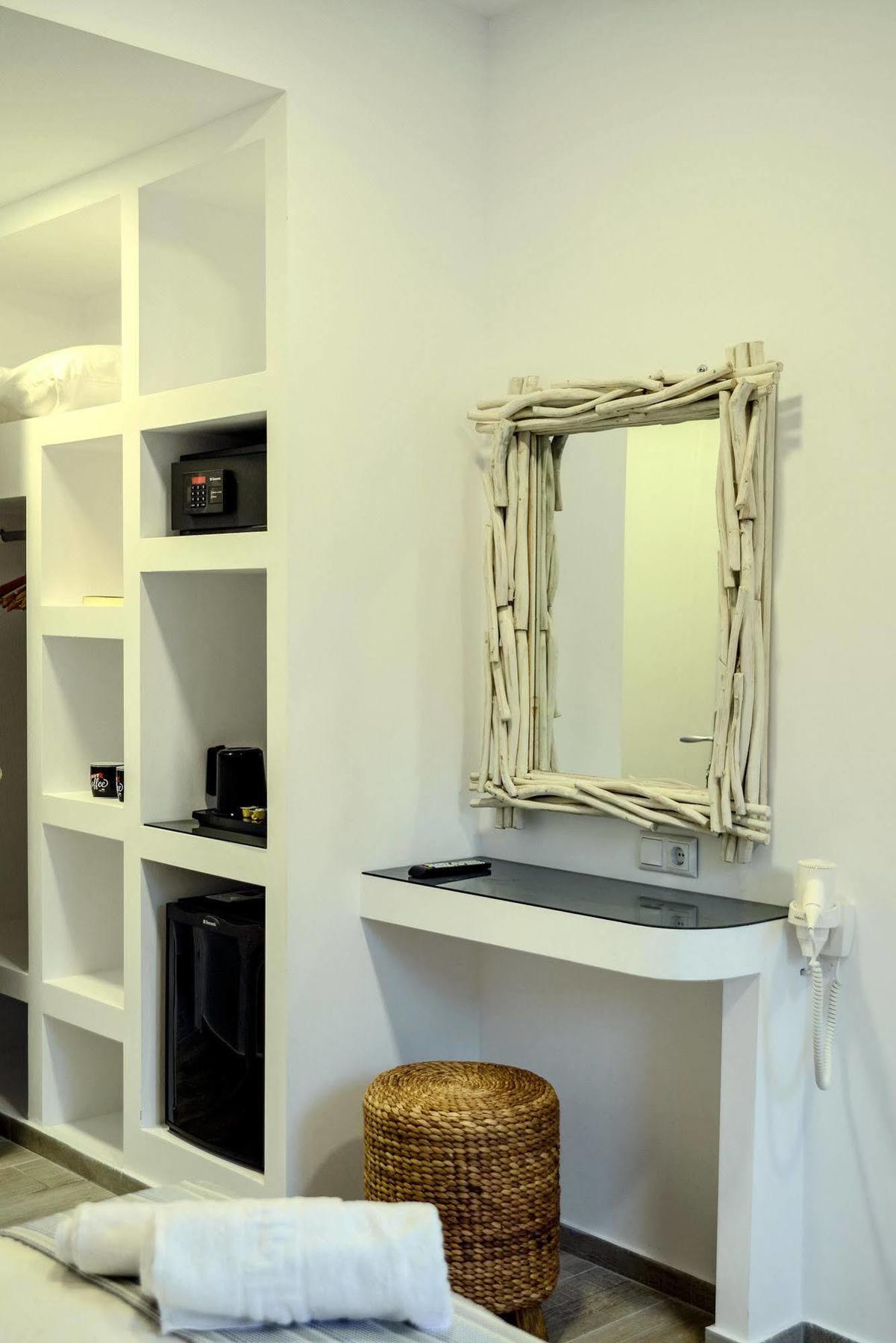Dimele Rooms & Studios Mykonos Town ภายนอก รูปภาพ