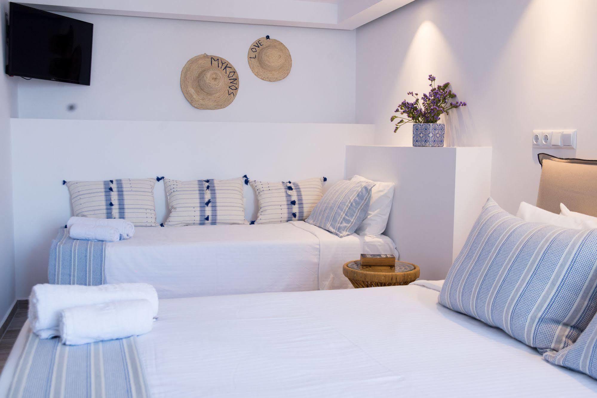 Dimele Rooms & Studios Mykonos Town ภายนอก รูปภาพ